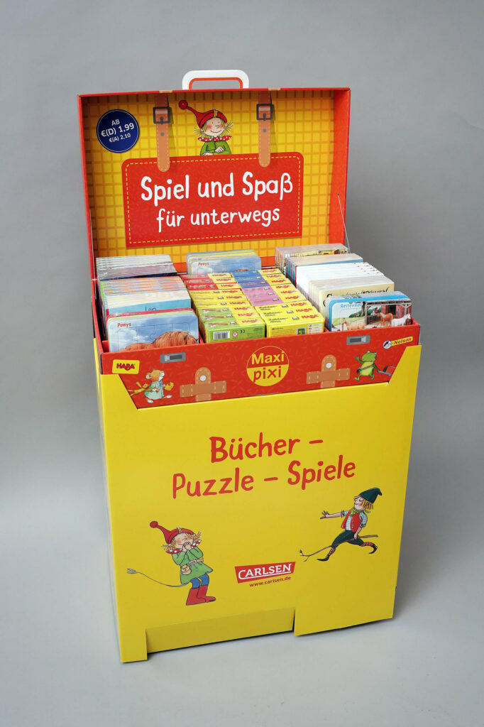 Kofferdisplay auf Bodendisplay von pod GmbH