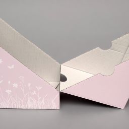 Geöffnete, kompakte Promotionsbox von pod GmbH